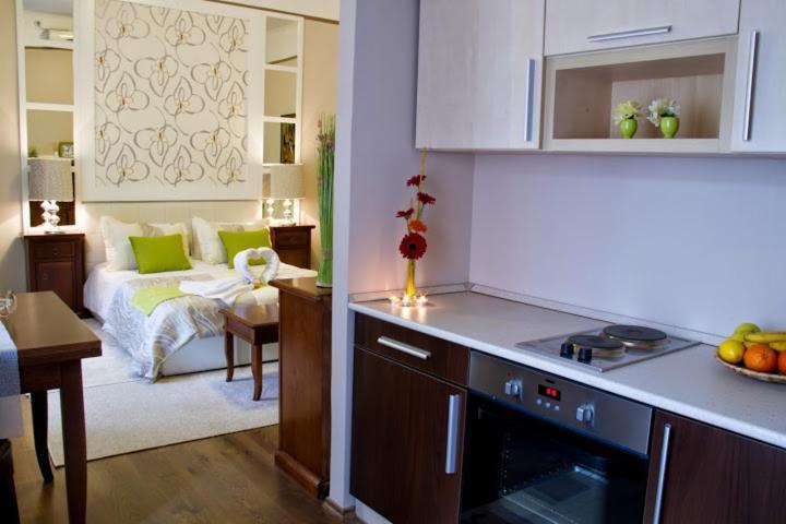 La Pergola & Prestige Panzio Guest house